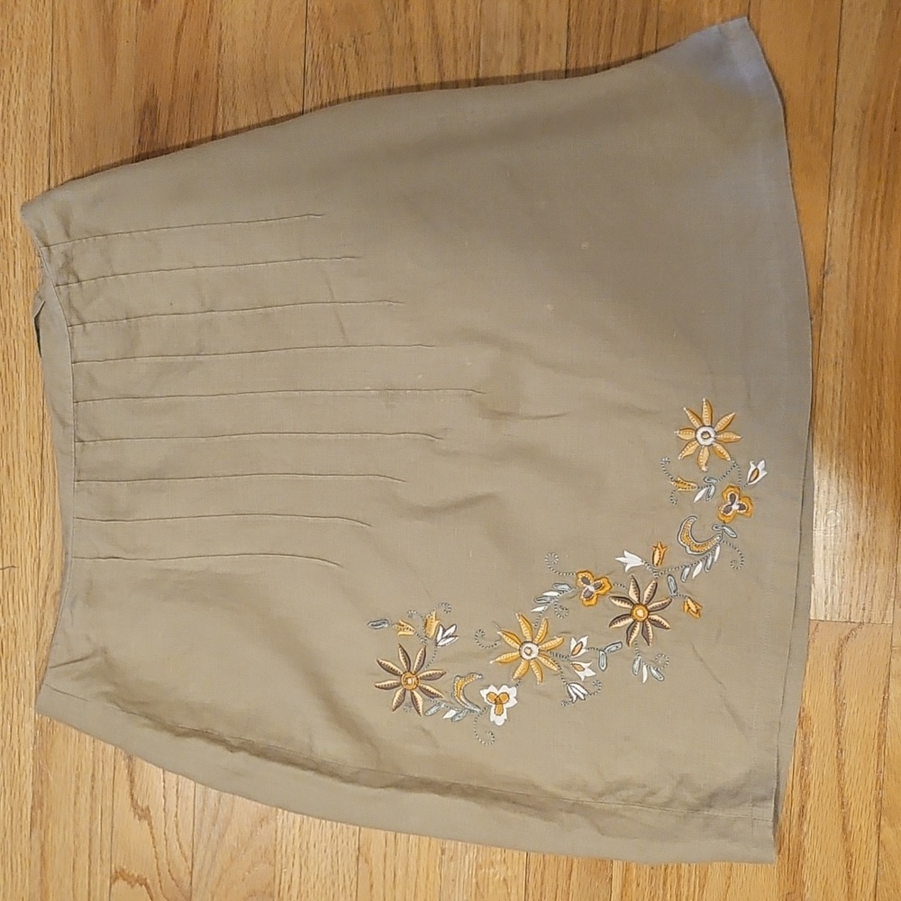 Alexandra Bartlett Linen Flower Embroidered Tan Skirt Size 6